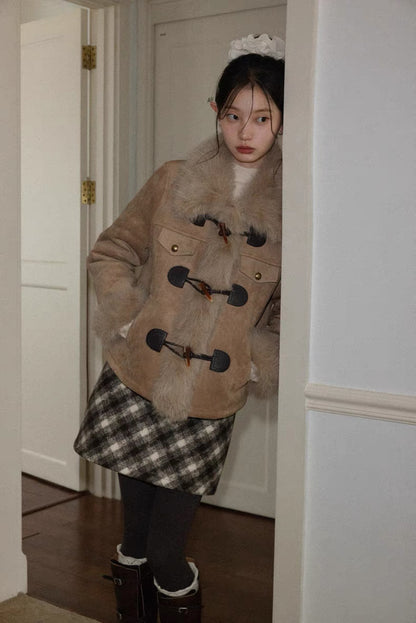 far round brown coat SI1059